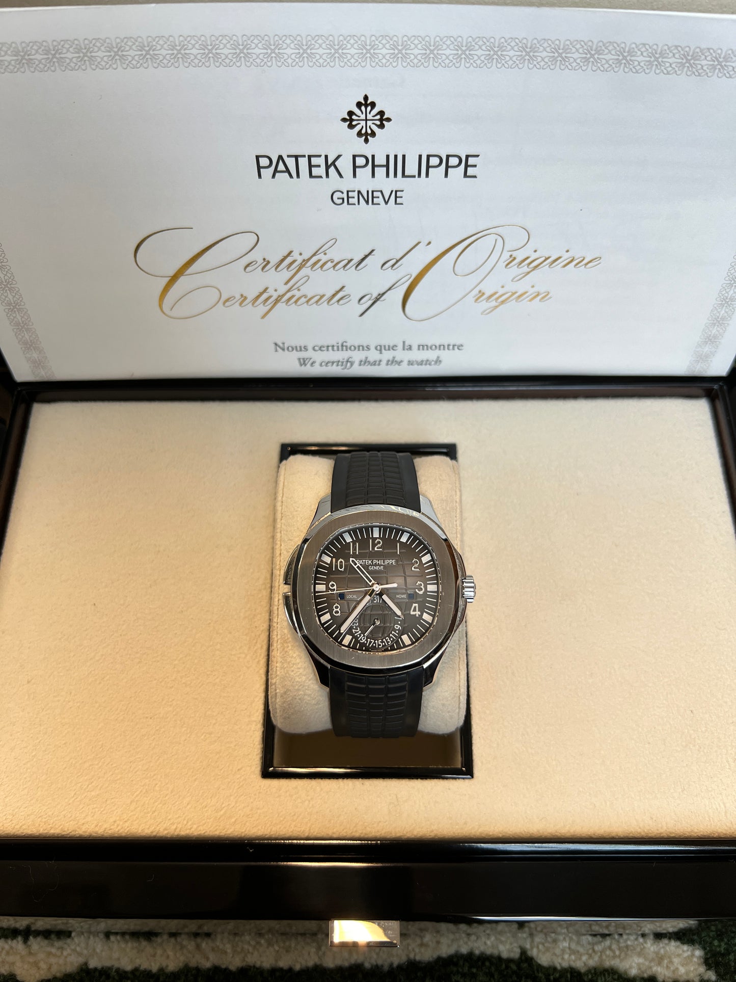 Patek Philippe 5164A Aquanaut Travel Time 2022 Full Set