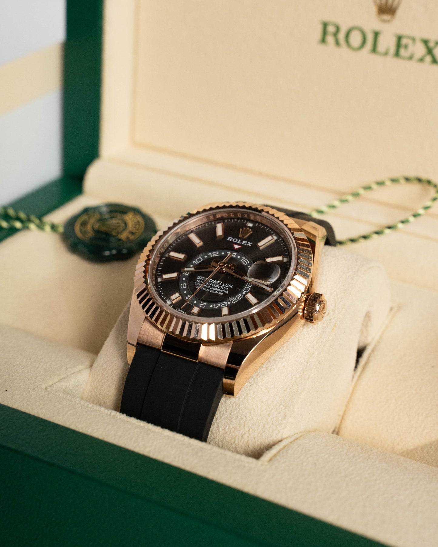 Rolex Sky-Dweller Oysterflex Rose Gold 42mm 326235 2021