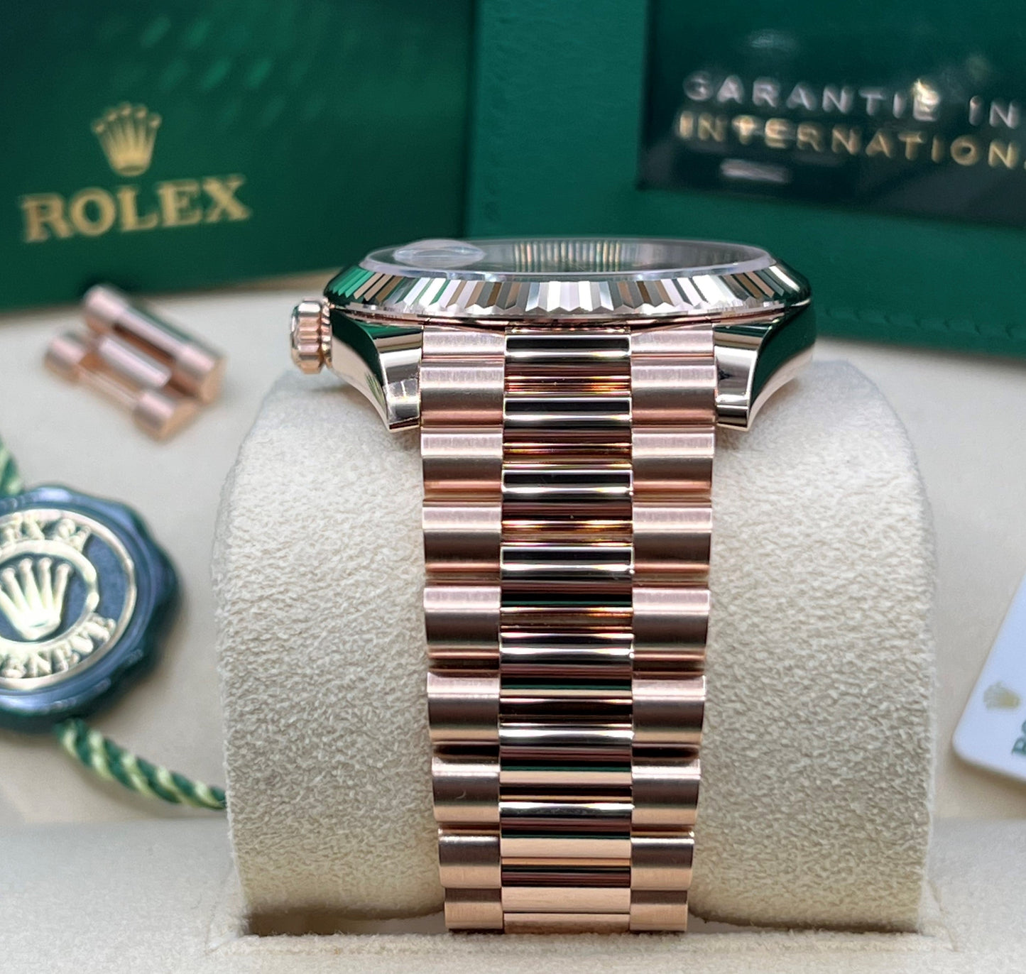 Rolex Day-Date 40 Olive Green Dial Rose Gold 228235 2024 New