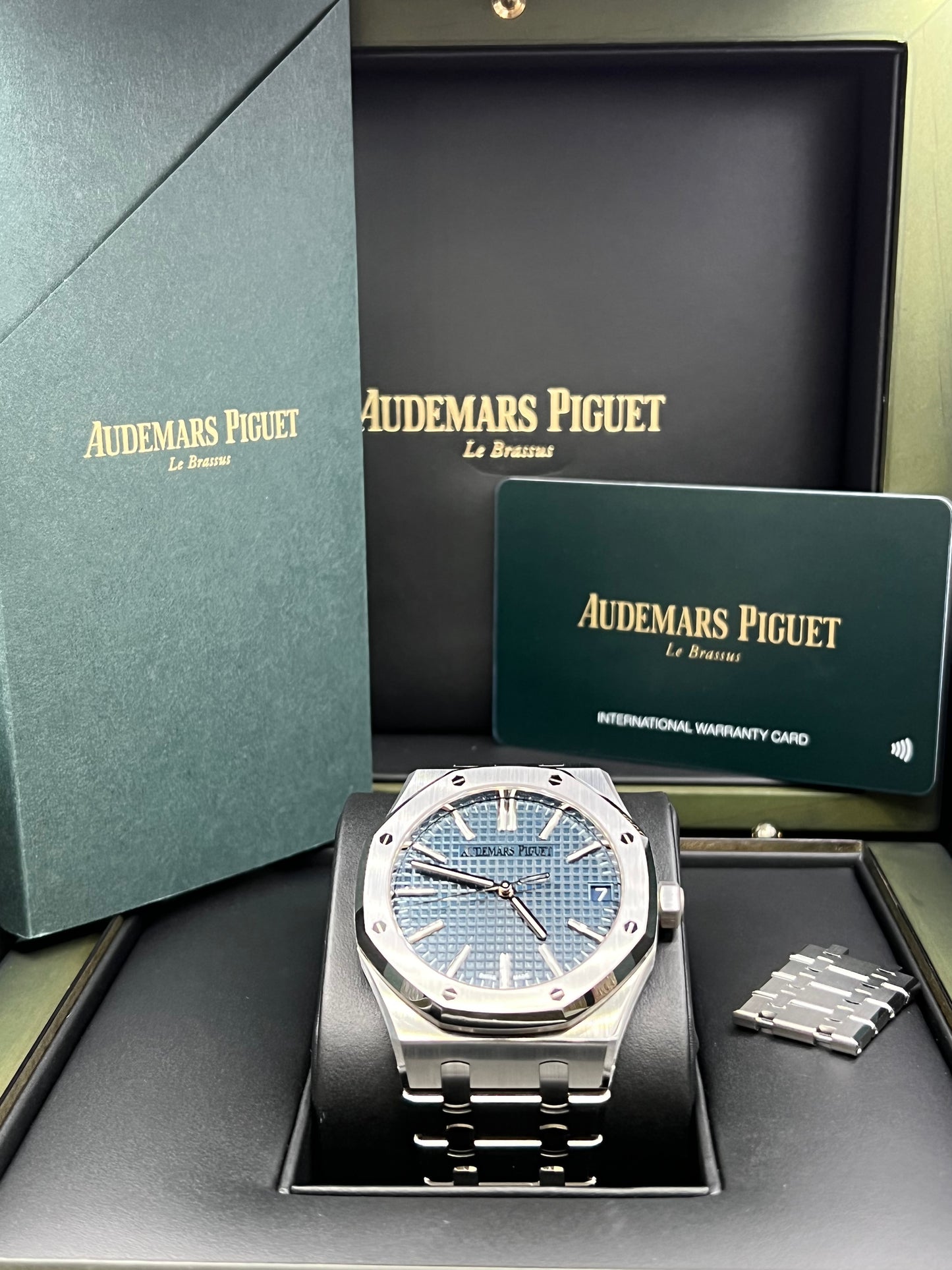 Audemars Piguet Royal Oak Self Winding 50th Anniversary Blue Dial 2022 Full Set 15510ST.OO.1320ST.06