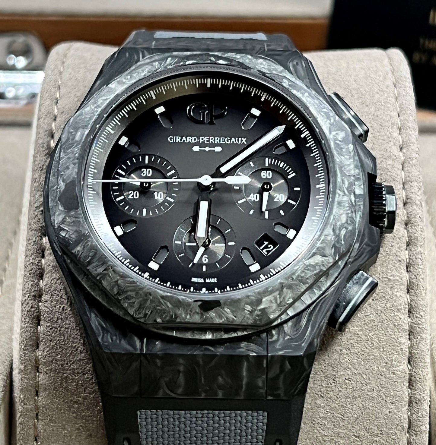 Girard Perregaux Laureato Absolute Crystal Rock Limited Edition