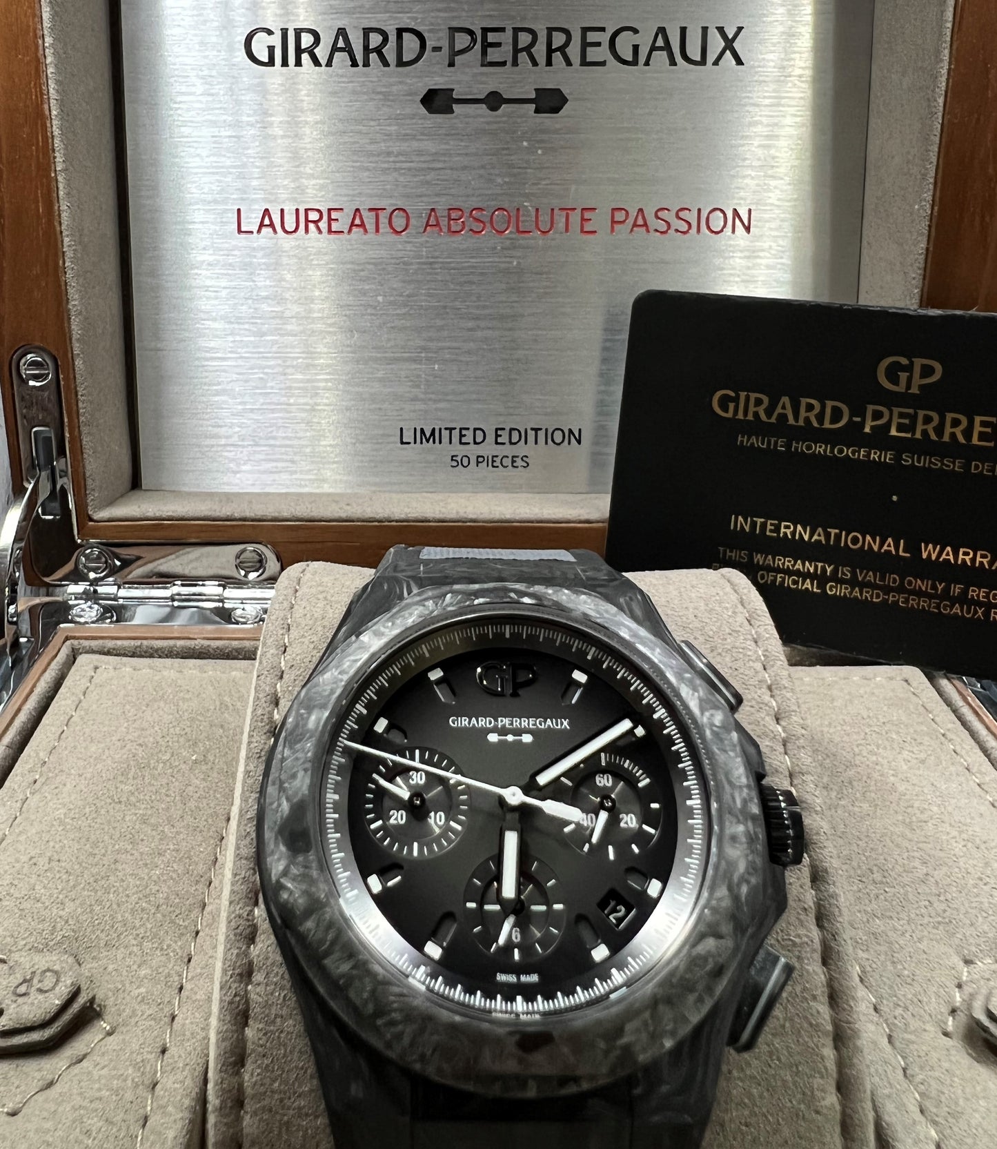 Girard Perregaux Laureato Absolute Crystal Rock Limited Edition