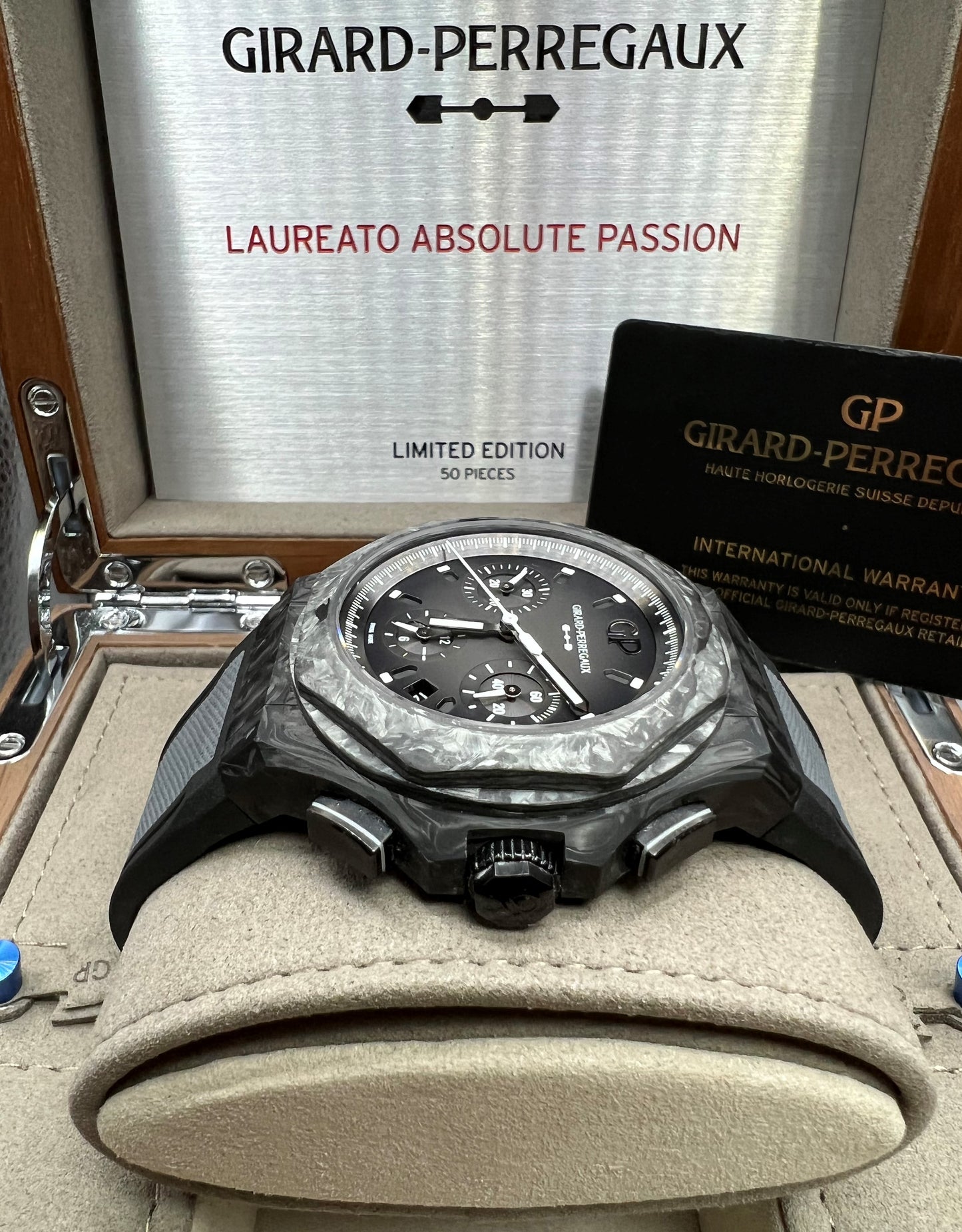 Girard Perregaux Laureato Absolute Crystal Rock Limited Edition