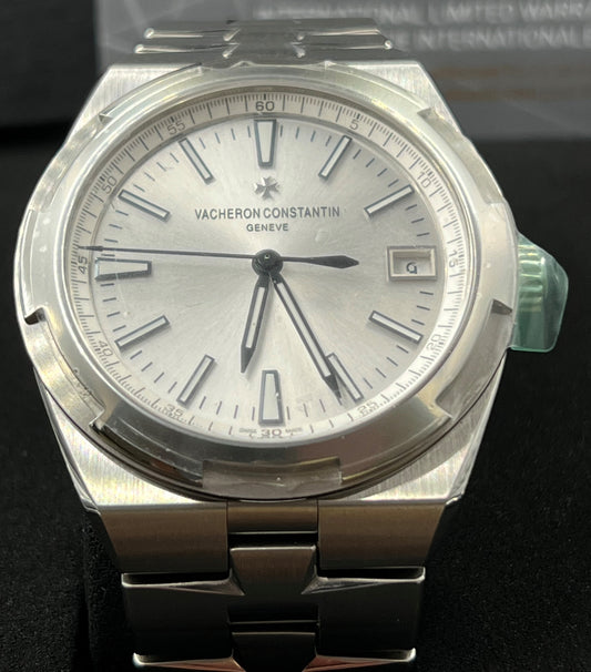 Vacheron Constantin Overseas Silver Dial 4500V/110A-B126