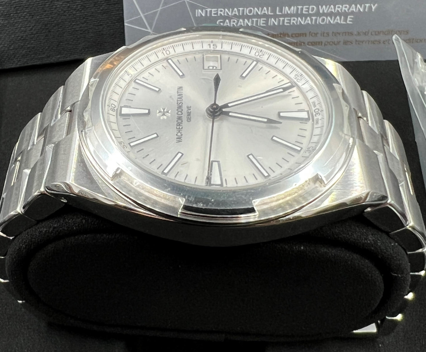 Vacheron Constantin Overseas Silver Dial 4500V/110A-B126